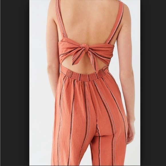 Urban Outfitters Jumpsuit - Picture 3 of 10